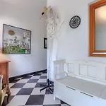 Acquila By Interhome *