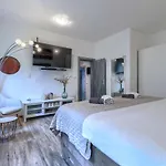Acquila By Interhome Умаг