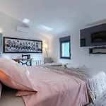 Acquila By Interhome * Умаг