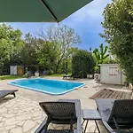 Acquila By Interhome Дом отдыха Умаг