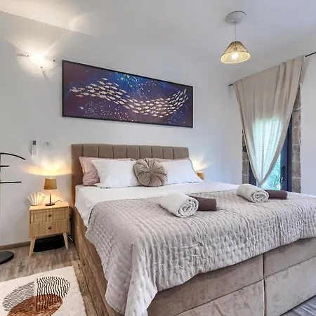 Acquila By Interhome * Umag