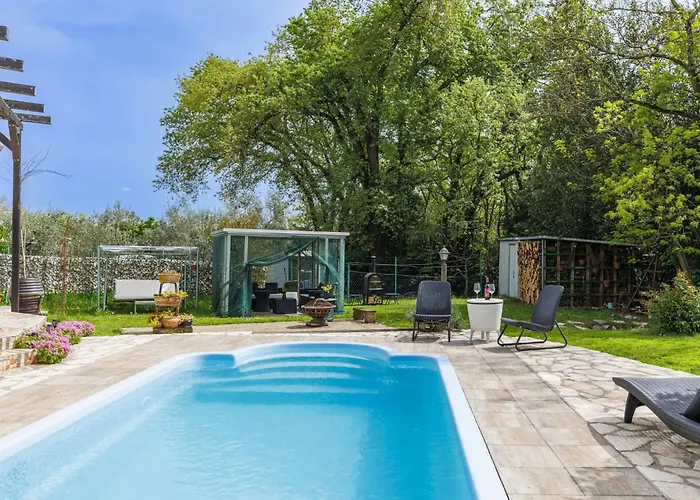 Acquila By Interhome Feriehus